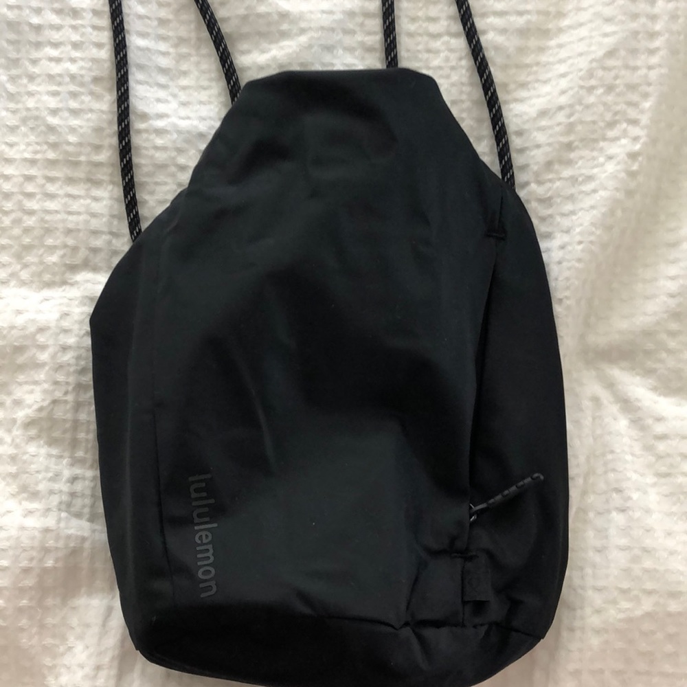 Lululemon Black Bag